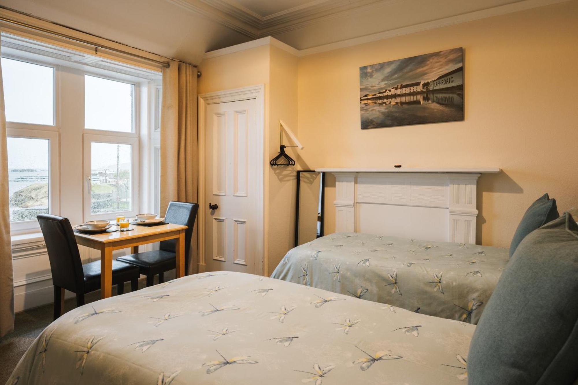 Eilidh'S Guest House พอร์ทเอลเลน ภายนอก รูปภาพ